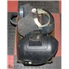 Image 1 : 8 WELDING MASKS AND GOGGLES WITH AMP PROBE