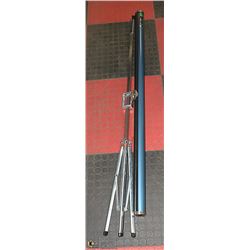 BELL & HOWELL PORTABLE SCREEN CIRCA 1980