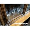 Image 8 : 204cm wooden showcase