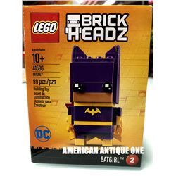 2017 Batgirl / DC Comics LEGO