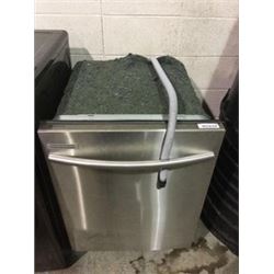 Samsung S.S Dishwasher - Model: DW80M3021US