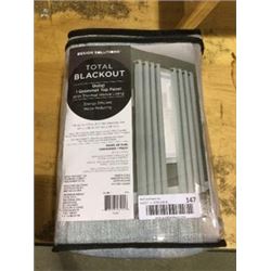 Design Solutions Total Blackout Grommet Top Panel (50" x 95")