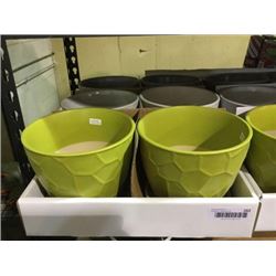 Round Pot Assorted Colors (7.5" x 7.5" x 6.5") Lot of 6