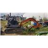 Image 1 : HITACHI MINI EXCAVATOR 2 1/2FT BUCKET ICW THUMB AND DOZER, REQUIRES HYDRAULIC PUMP