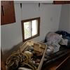 Image 18 : 24' TRI-AXEL OFFICE/JOB SITE TRAILER WITH CONTENT