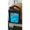 Image 2 : WINDSHIELD WASHER X 4 & DIESEL ANTIFREEZE X 5