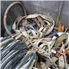 Image 1 : 4X4 CRATE STRAPS, RATCHETS 1 TONNE CHAIN FALL HEATER HOSE, SLINGS ,MISC, JACK