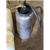 Image 2 : CHAPIN STAINLESS STEEL SPRAYER