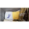 Image 5 : GLOVES, MITS