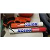 Image 2 : FLARE GUN AND 2 FLARE STICK