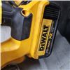 Image 2 : DEWALT CORDLESS SKILL SAW