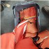 Image 2 : ASSORTED PFD'S
