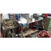 Image 2 : WORK BENCH WITH VICE