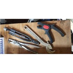 WIRE TWST, WIRRING PLIERS AND SPEED WRENCH