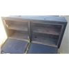 Image 1 : METAL TOOL BOX