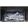 Image 2 : TOO BOX WITH WRENCHES