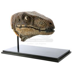 Lot #427 - JURASSIC PARK (1993) - Velociraptor Paint Test Head