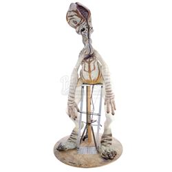 Lot #487 - MEN IN BLACK 3 (2012) - Full-Size Standing Dignitary Alien Puppet