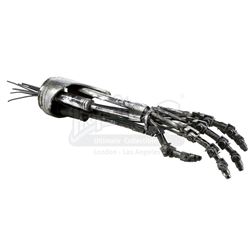 Lot #795 - TERMINATOR 2: JUDGMENT DAY (1991) - T-800 Endoskeleton Arm