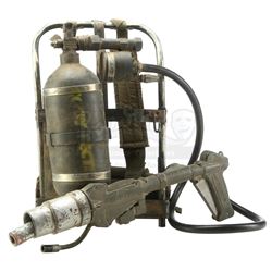 Lot #827 - TROPIC THUNDER (2008) - Stunt Flamethrower
