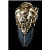 Image 3 : Lot #847 - WARCRAFT (2016) - Anduin Lothar's (Travis Fimmel) Forest Excursion Shield
