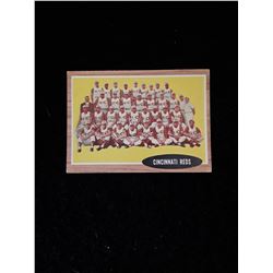 1962  Topps Cincinnati Reds Team Card No Creases