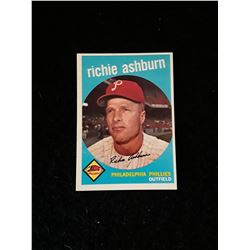 1959 Topps Richie Ashburn No Creases