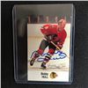 Image 1 : BOBBY HULL SIGNED HOCKEY CARD