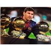 Image 2 : LIONEL MESSI SIGNED 8X10 FRAMED PHOTO w/ HOLOGRAM