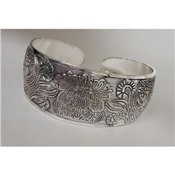 Tibetan Silver Ladies Bangle