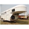Image 2 : 1997 Calico horse trailer, goose neck, new floors, wheels and mats, enclosed walk-in tack, collapsib