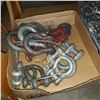 Image 2 : LOT OF SHACKLES AND CLIPS