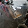 Image 2 : 2 CURVED SHEETS PLEXI