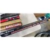 Image 3 : 5 BASEBALL BATS ABD 2 HOCKEY STICKS