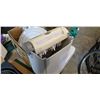 Image 1 : CEILING LIGHT, LAMP, AND PAPER SHREDDER