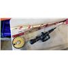 Image 2 : FISHING RODS AND GOLF CLUBS
