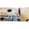 Image 2 : 300 GLASS BOTTLES AND LIDS