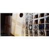 Image 3 : 300 GLASS BOTTLES AND LIDS