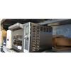 Image 2 : STAINLESS CUSINART TOASTER OVEN