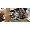 Image 2 : LOT OF SILVER PLATE CUTLERY