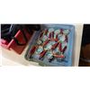 Image 3 : TRAY OF NEW MAGNIFYING GLASSES AND SHOE LACES