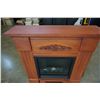 Image 2 : ELECTRIC FIREPLACE IN MANTLE