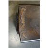 Image 2 : ANTIQUE DROPLEAF GATELEG END TABLE