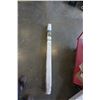 Image 1 : GENUIS RETRACTABLE SCREEN DOOR