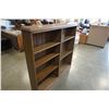 Image 2 : VINTAGE QUARTER SAWN OAK BOOKCASE - ADJUSTABLE SHELVES