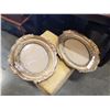 Image 1 : 2 VINTAGE PICTURE FRAMES