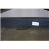 Image 2 : KINGSIZE BOX SPRING