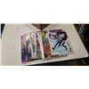 Image 2 : BOX OF 100 COMICS