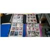 Image 2 : 4 BINDERS OF HOCKEY CARDS