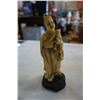 Image 2 : 5 EASTERN RESIN FIGURES